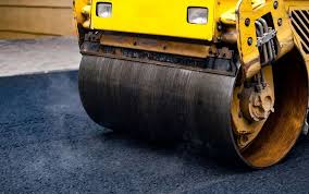 Best Asphalt Driveway Installation  in Opelousas, LA